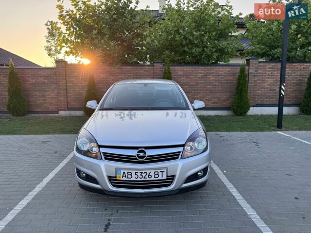 Сірий Опель Астра, об'ємом двигуна 1.6 л та пробігом 28 тис. км за 8500 $, фото 1 на Automoto.ua