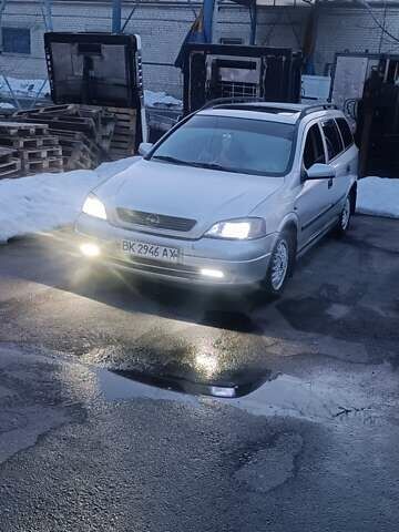 Сірий Опель Астра, об'ємом двигуна 1.6 л та пробігом 299 тис. км за 2500 $, фото 1 на Automoto.ua