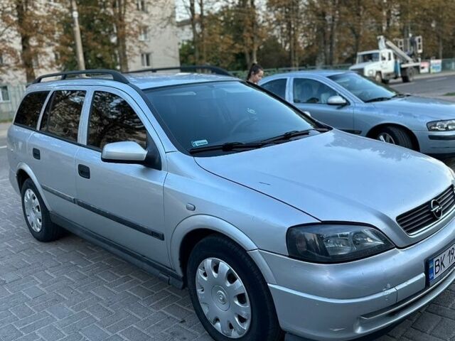 Серый Опель Астра, объемом двигателя 2 л и пробегом 300 тыс. км за 2700 $, фото 1 на Automoto.ua
