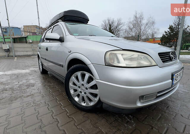 Серый Опель Астра, объемом двигателя 1.8 л и пробегом 202 тыс. км за 4200 $, фото 1 на Automoto.ua