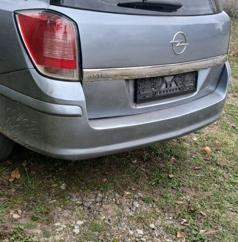 Сірий Опель Астра, об'ємом двигуна 1.8 л та пробігом 300 тис. км за 3300 $, фото 1 на Automoto.ua