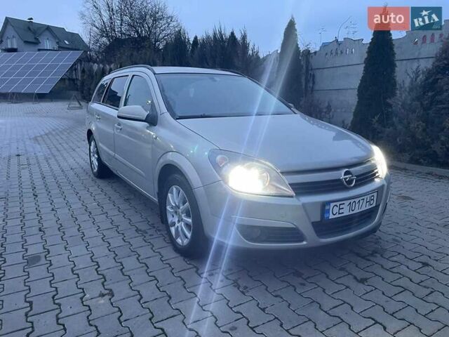 Серый Опель Астра, объемом двигателя 1.8 л и пробегом 282 тыс. км за 3950 $, фото 1 на Automoto.ua