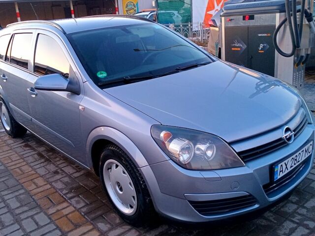Серый Опель Астра, объемом двигателя 1.6 л и пробегом 250 тыс. км за 5000 $, фото 1 на Automoto.ua