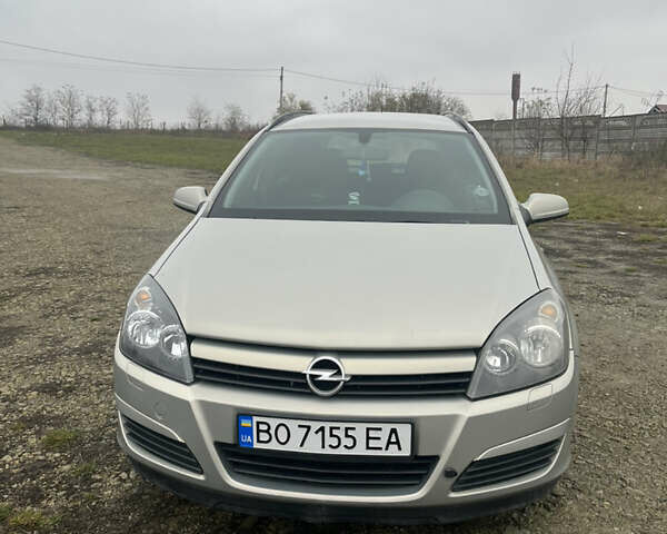 Серый Опель Астра, объемом двигателя 1.6 л и пробегом 242 тыс. км за 4100 $, фото 1 на Automoto.ua