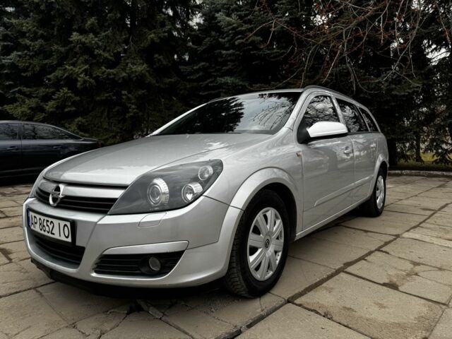 Серый Опель Астра, объемом двигателя 1.6 л и пробегом 228 тыс. км за 4600 $, фото 1 на Automoto.ua