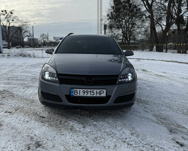Серый Опель Астра, объемом двигателя 1.6 л и пробегом 291 тыс. км за 6000 $, фото 1 на Automoto.ua