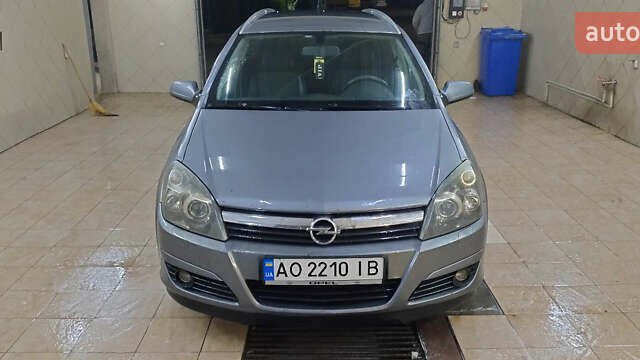 Сірий Опель Астра, об'ємом двигуна 1.91 л та пробігом 393 тис. км за 4000 $, фото 1 на Automoto.ua