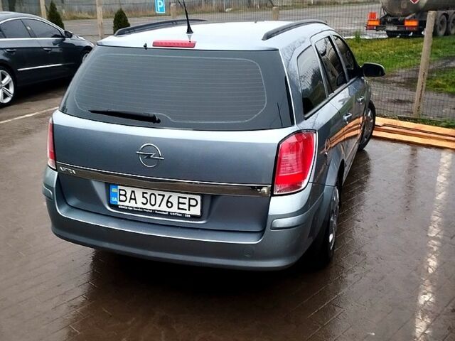 Сірий Опель Астра, об'ємом двигуна 1.8 л та пробігом 224 тис. км за 4700 $, фото 1 на Automoto.ua