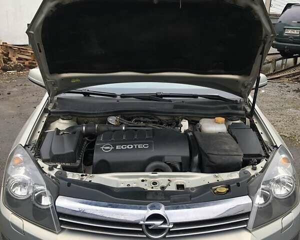 Сірий Опель Астра, об'ємом двигуна 1.2 л та пробігом 260 тис. км за 4650 $, фото 1 на Automoto.ua