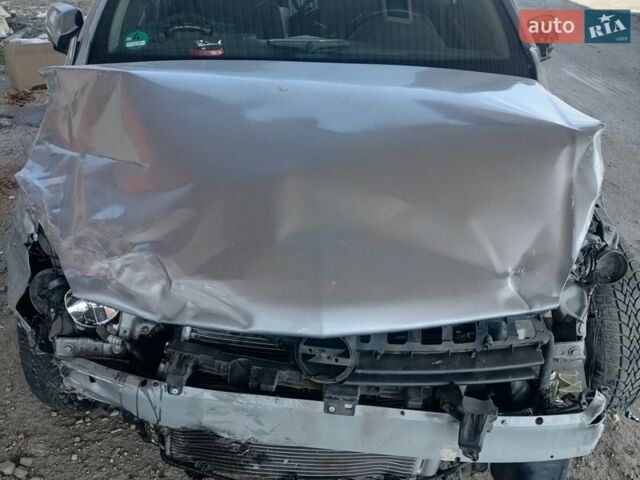 Серый Опель Астра, объемом двигателя 1.6 л и пробегом 230 тыс. км за 1500 $, фото 1 на Automoto.ua