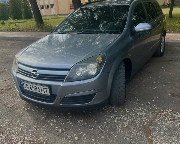 Сірий Опель Астра, об'ємом двигуна 1.6 л та пробігом 244 тис. км за 4800 $, фото 1 на Automoto.ua