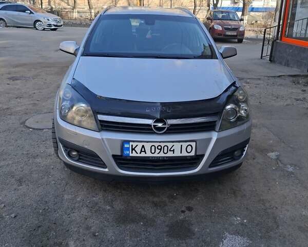 Сірий Опель Астра, об'ємом двигуна 1.91 л та пробігом 280 тис. км за 4100 $, фото 1 на Automoto.ua