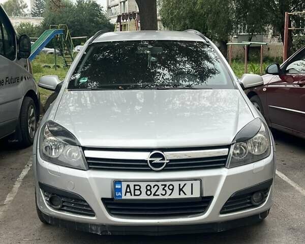 Сірий Опель Астра, об'ємом двигуна 1.6 л та пробігом 339 тис. км за 4000 $, фото 1 на Automoto.ua