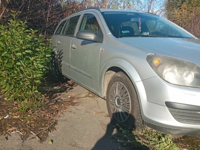 Серый Опель Астра, объемом двигателя 1.7 л и пробегом 350 тыс. км за 2600 $, фото 1 на Automoto.ua