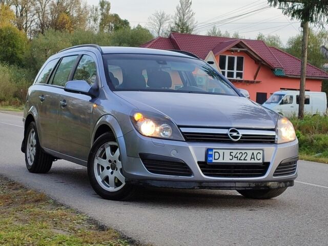 Серый Опель Астра, объемом двигателя 1.2 л и пробегом 250 тыс. км за 3650 $, фото 1 на Automoto.ua