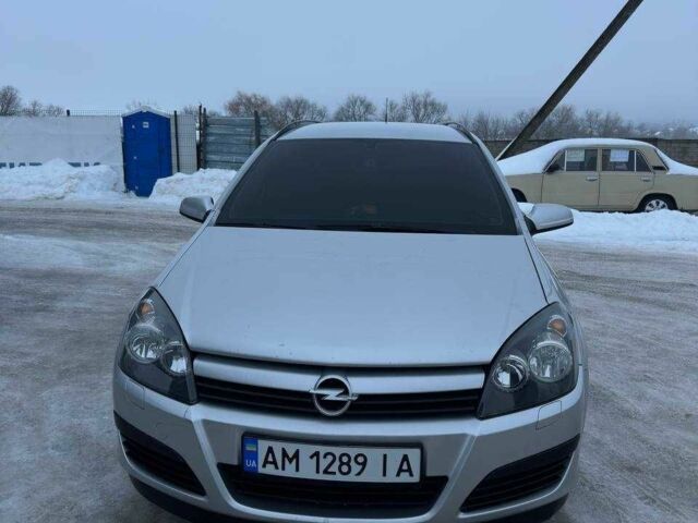 Серый Опель Астра, объемом двигателя 1.6 л и пробегом 262 тыс. км за 4700 $, фото 1 на Automoto.ua