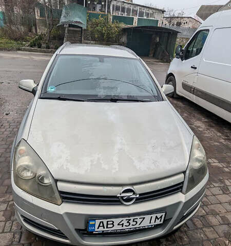 Сірий Опель Астра, об'ємом двигуна 1.6 л та пробігом 218 тис. км за 4500 $, фото 1 на Automoto.ua