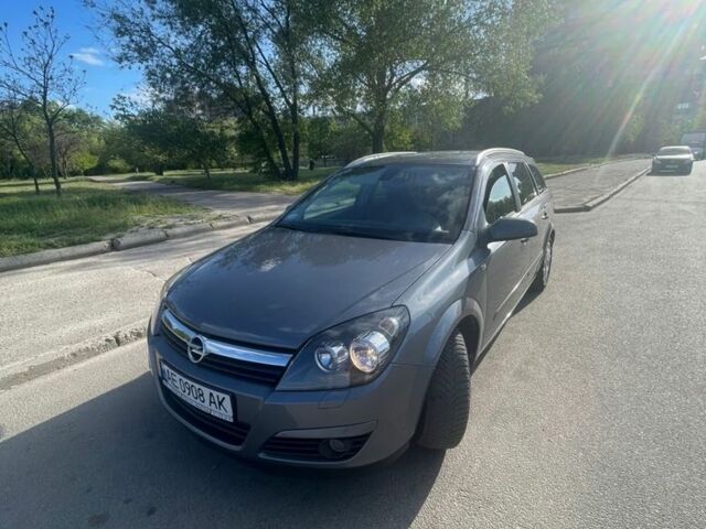 Опель Астра 2005 в Краматорске на Automoto.ua Серый Опель Астра, объемом двигателя 1.7 л и пробегом 350 тыс. км за 3000 $, фото 1 на Automoto.ua
