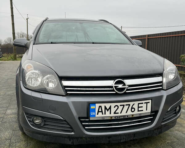 Сірий Опель Астра, об'ємом двигуна 1.6 л та пробігом 226 тис. км за 5200 $, фото 1 на Automoto.ua