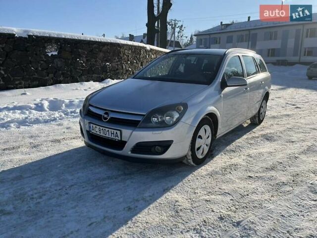 Серый Опель Астра, объемом двигателя 1.6 л и пробегом 202 тыс. км за 4500 $, фото 1 на Automoto.ua