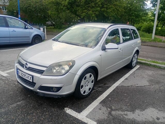 Серый Опель Астра, объемом двигателя 1.6 л и пробегом 264 тыс. км за 4700 $, фото 1 на Automoto.ua