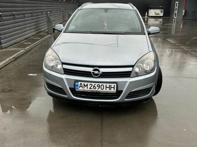 Сірий Опель Астра, об'ємом двигуна 1.6 л та пробігом 248 тис. км за 4800 $, фото 1 на Automoto.ua