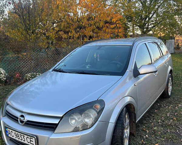 Сірий Опель Астра, об'ємом двигуна 1.69 л та пробігом 271 тис. км за 3800 $, фото 1 на Automoto.ua