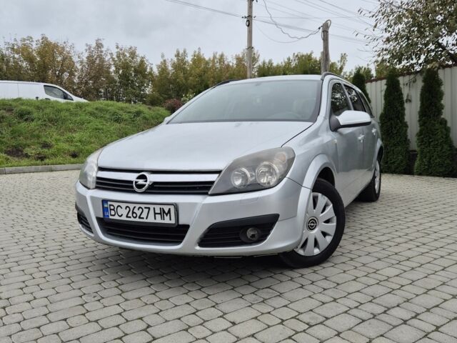 Серый Опель Астра, объемом двигателя 1.7 л и пробегом 379 тыс. км за 3799 $, фото 1 на Automoto.ua