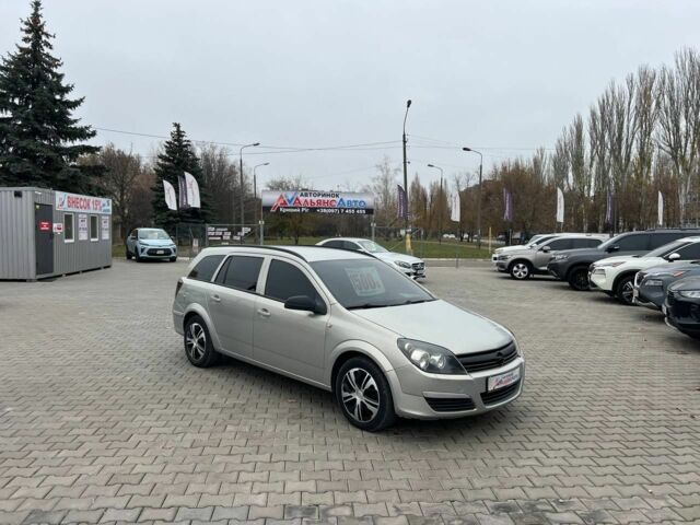 Серый Опель Астра, объемом двигателя 1.7 л и пробегом 292 тыс. км за 4900 $, фото 1 на Automoto.ua