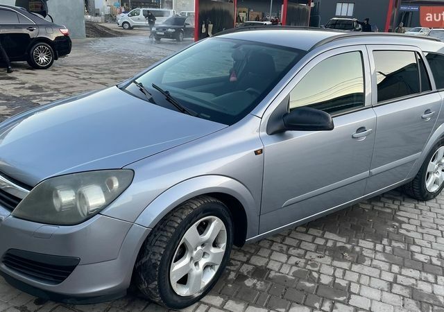 Сірий Опель Астра, об'ємом двигуна 1.6 л та пробігом 222 тис. км за 3999 $, фото 1 на Automoto.ua