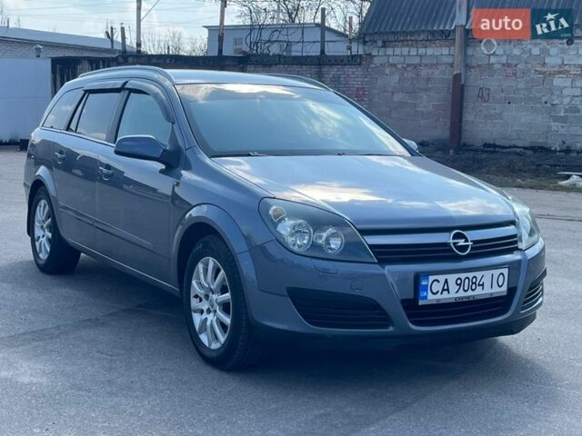 Сірий Опель Астра, об'ємом двигуна 1.6 л та пробігом 280 тис. км за 4800 $, фото 1 на Automoto.ua