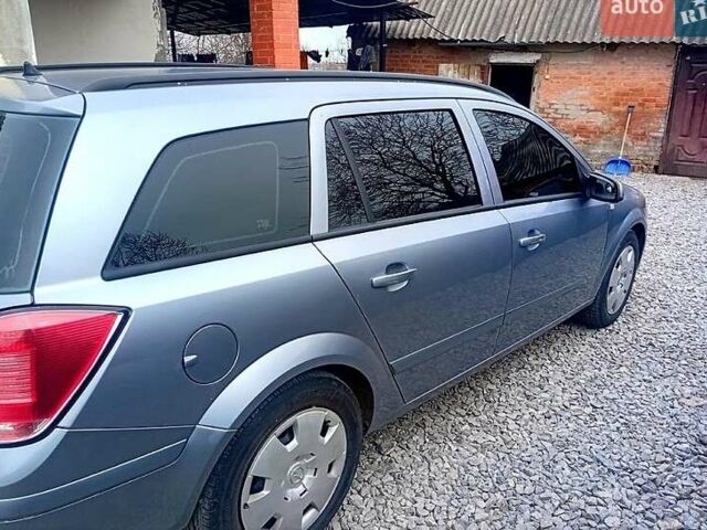 Серый Опель Астра, объемом двигателя 1.6 л и пробегом 223 тыс. км за 5500 $, фото 1 на Automoto.ua