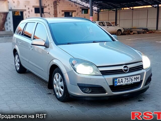 Серый Опель Астра, объемом двигателя 1.6 л и пробегом 237 тыс. км за 4300 $, фото 1 на Automoto.ua