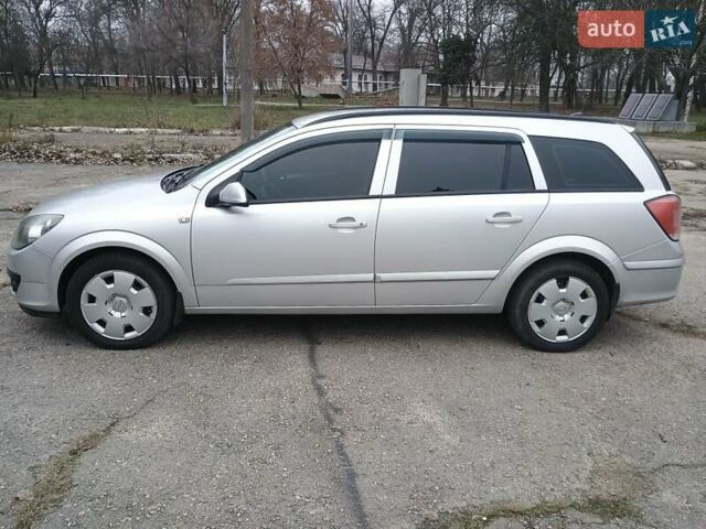 Серый Опель Астра, объемом двигателя 1.6 л и пробегом 288 тыс. км за 6100 $, фото 1 на Automoto.ua