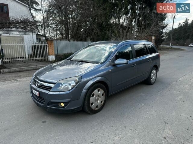 Серый Опель Астра, объемом двигателя 1.8 л и пробегом 250 тыс. км за 4500 $, фото 1 на Automoto.ua