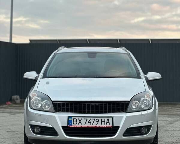 Серый Опель Астра, объемом двигателя 1.8 л и пробегом 192 тыс. км за 4900 $, фото 1 на Automoto.ua