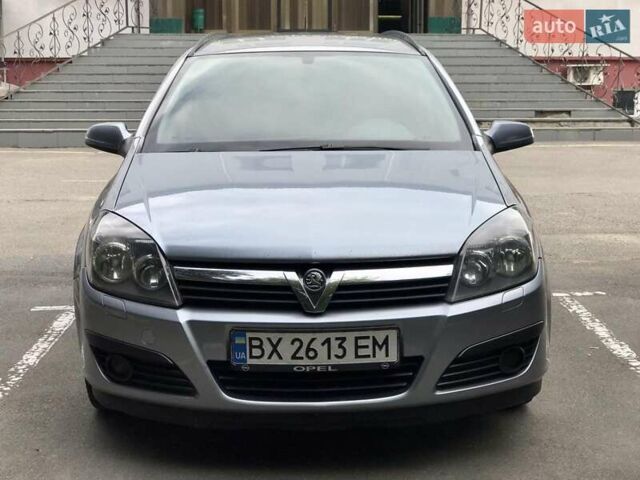 Серый Опель Астра, объемом двигателя 1.6 л и пробегом 196 тыс. км за 3500 $, фото 1 на Automoto.ua