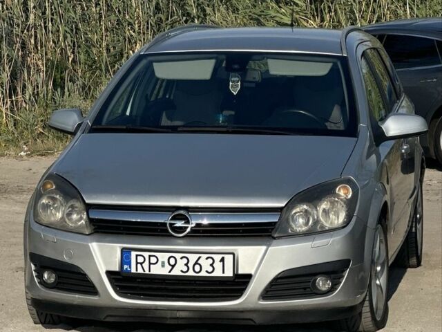 Серый Опель Астра, объемом двигателя 1.9 л и пробегом 380 тыс. км за 2900 $, фото 1 на Automoto.ua