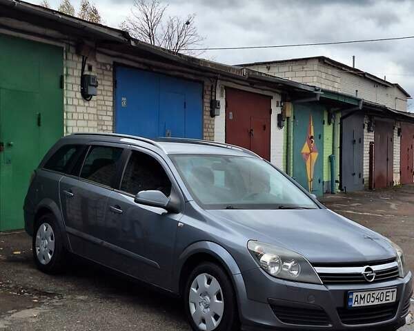 Опель Астра 2005 в Житомире на Automoto.ua Серый Опель Астра, объемом двигателя 1.6 л и пробегом 350 тыс. км за 3750 $, фото 1 на Automoto.ua