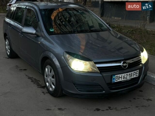 Серый Опель Астра, объемом двигателя 1.6 л и пробегом 217 тыс. км за 4800 $, фото 1 на Automoto.ua