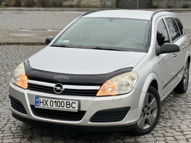 Серый Опель Астра, объемом двигателя 1.9 л и пробегом 349 тыс. км за 4600 $, фото 1 на Automoto.ua