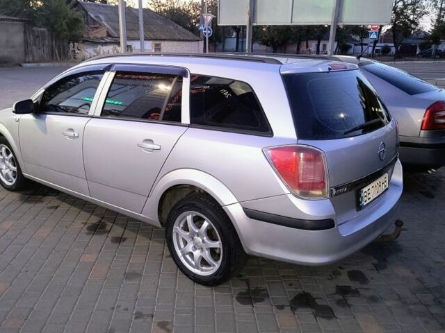 Серый Опель Астра, объемом двигателя 1.7 л и пробегом 225 тыс. км за 5200 $, фото 1 на Automoto.ua