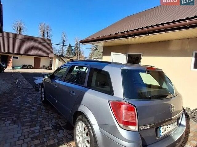 Серый Опель Астра, объемом двигателя 1.6 л и пробегом 280 тыс. км за 4550 $, фото 1 на Automoto.ua