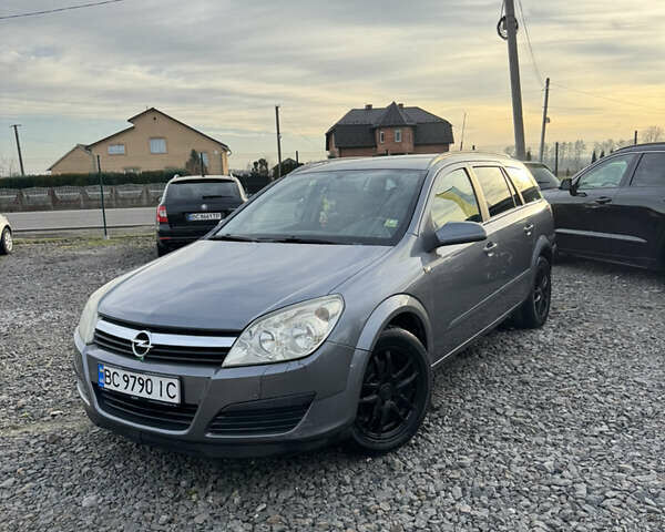 Сірий Опель Астра, об'ємом двигуна 1.69 л та пробігом 266 тис. км за 4500 $, фото 1 на Automoto.ua