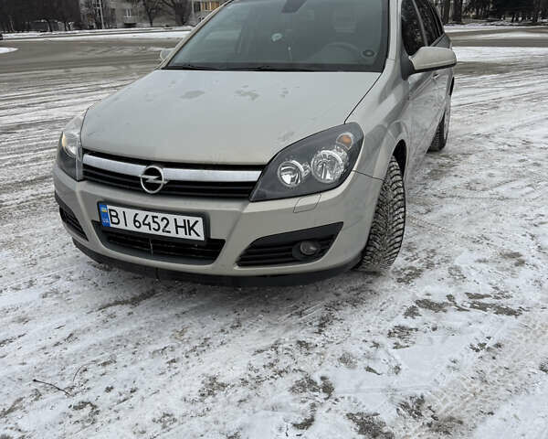 Сірий Опель Астра, об'ємом двигуна 1.6 л та пробігом 189 тис. км за 5500 $, фото 1 на Automoto.ua
