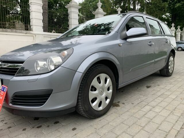 Серый Опель Астра, объемом двигателя 1.4 л и пробегом 171 тыс. км за 4850 $, фото 1 на Automoto.ua