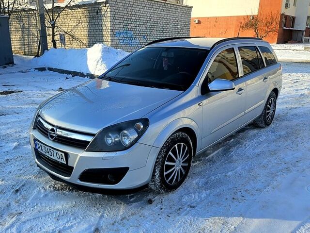 Сірий Опель Астра, об'ємом двигуна 1.6 л та пробігом 21400 тис. км за 4800 $, фото 1 на Automoto.ua
