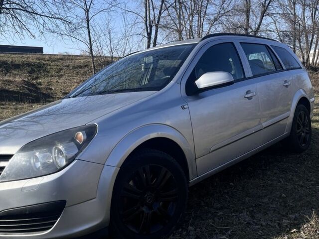 Серый Опель Астра, объемом двигателя 0 л и пробегом 376 тыс. км за 3000 $, фото 1 на Automoto.ua