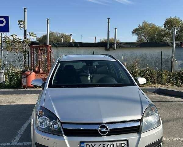 Опель Астра 2006 в Нетешине на Automoto.ua Серый Опель Астра, объемом двигателя 1.6 л и пробегом 265 тыс. км за 4800 $, фото 1 на Automoto.ua