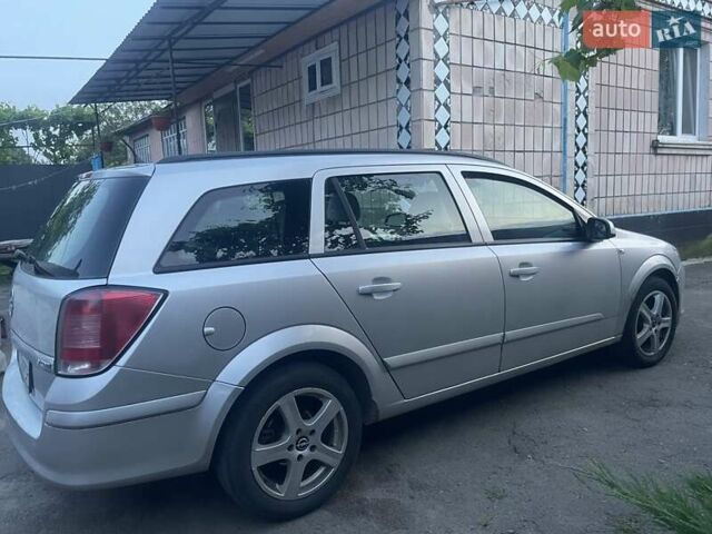 Сірий Опель Астра, об'ємом двигуна 1.91 л та пробігом 307 тис. км за 4500 $, фото 1 на Automoto.ua